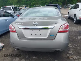 2013 Nissan Altima SV with VIN 1N4AL3AP8DC296985, listed as a IAAI auction lot 42116530 with 183,130 mi miles and . Bid and sale history available at DreamBid. Image 17.