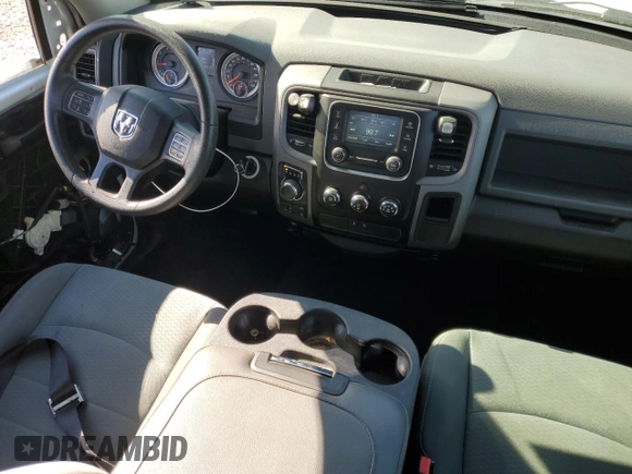 2016 Ram 1500 Express z VIN 1C6RR7FG9GS350789, wystawiony jako Copart lot #41373095 z przebiegiem 128 051 mil mil oraz Czysty tytuł • Clean title. Historia ofert i sprzedaży dostępna na DreamBid. Obrazek 8.