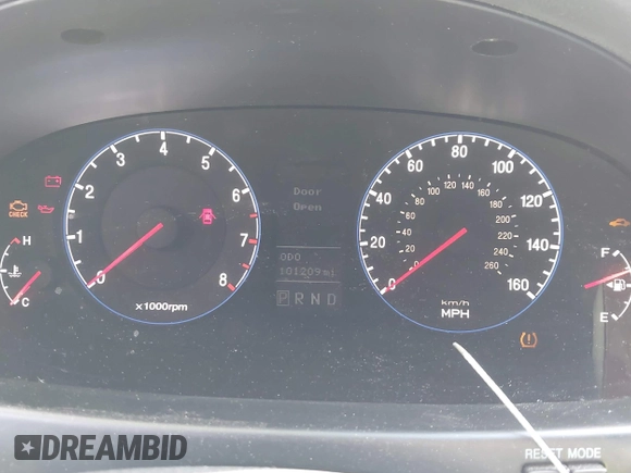 2008 Hyundai Azera Limited with VIN KMHFC46F38A287792, listed as a IAAI auction lot 42397354 with 101,209 mi miles and . Bid and sale history available at DreamBid. Image 7.