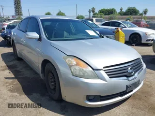 2009 Nissan Altima SL with VIN 1N4AL21E99C178184, listed as a IAAI auction lot 42386747 with 202,755 mi miles and . Bid and sale history available at DreamBid. Image 1.