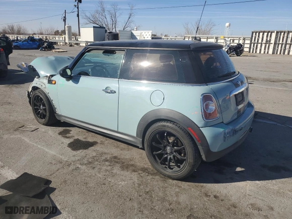2013 MINI Cooper Hardtop with VIN WMWSU3C57DT547046, listed as a Copart auction lot 42758265 with 152,830 mi miles and Clean Title. Bid and sale history available at carsss.com. Image 2.