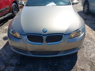 2007 BMW 3 Series 335i with VIN WBAWL735X7PX49923, listed as a IAAI auction lot 41665131 with 117,135 mi miles. Bid and sale history available at carsss.com. Image 13.
