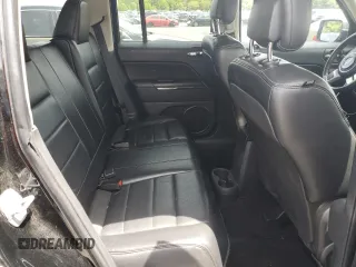 2012 Jeep Patriot Limited z VIN 1C4NJRCB8CD541749, wystawiony jako Copart lot #58732015 z przebiegiem 139 715 mil mil oraz Czysty tytuł • Clean title. Historia ofert i sprzedaży dostępna na DreamBid. Obrazek 11.