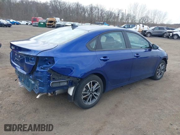 2023 Kia Forte LXS z VIN 3KPF24AD1PE602579, wystawiony jako IAAI lot #41760080 z przebiegiem 28 424 mil mil oraz . Historia ofert i sprzedaży dostępna na DreamBid. Obrazek 4.