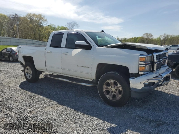 2015 Chevrolet Silverado 1500 LT with VIN 1GCVKREC3FZ164063, listed as a Copart auction lot 48064235 with 273,213 mi miles and Salvage Title. Bid and sale history available at carsss.com. Image 4.