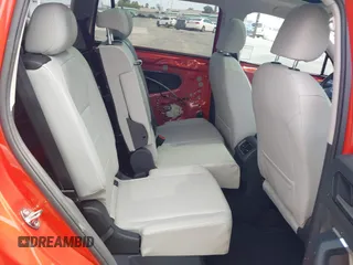 2018 Volkswagen Tiguan SEL with VIN 3VV3B7AX5JM007960, listed as a IAAI auction lot 42790694 with 39,854 mi miles and . Bid and sale history available at DreamBid. Image 8.