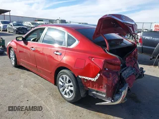 2014 Nissan Altima SV with VIN 1N4AL3AP2EN386414, listed as a IAAI auction lot 41739659 with 138,806 mi miles and . Bid and sale history available at carsss.com. Image 3.