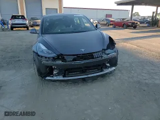 2022 Tesla Model 3 with VIN 5YJ3E1EA8NF201711, listed as a Copart auction lot 88704675 with 25,714 mi miles and Salvage Title. Bid and sale history available at carsss.com. Image 11.