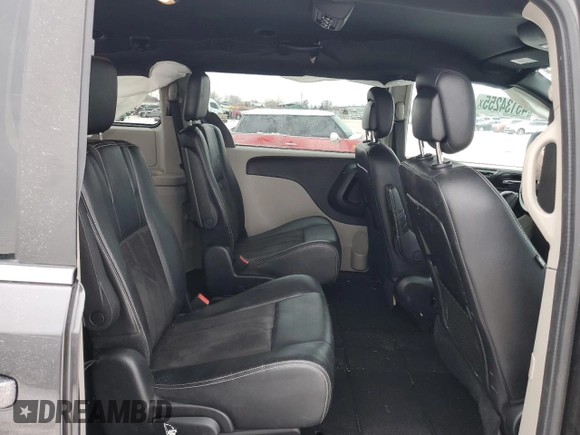 2019 Dodge Grand Caravan SXT with VIN 2C4RDGCG2KR580583, listed as a Copart auction lot 45134255 with 83,746 mi miles and Salvage Title. Bid and sale history available at DreamBid. Image 12.