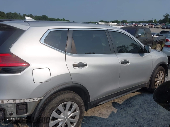 2017 Nissan Rogue SV with VIN KNMAT2MT5HP579615, listed as a IAAI auction lot 42362038 with 78,952 mi miles and . Bid and sale history available at DreamBid. Image 13.