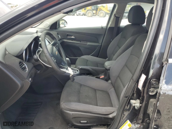2015 Chevrolet Cruze LT with VIN 1G1PC5SB3F7268907, listed as a Copart auction lot 52423495 with 101,156 mi miles and Salvage Title. Bid and sale history available at carsss.com. Image 7.