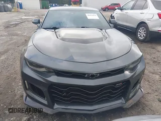 2023 Chevrolet Camaro ZL1 with VIN 1G1FK1R60P0102922, listed as a IAAI auction lot 40429422 with 49,272 mi miles and . Bid and sale history available at DreamBid. Image 12.
