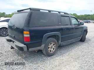 2006 Chevrolet Suburban LS w/1WT with VIN 1GNEC16Z36J176432, listed as a IAAI auction lot 42053552 with 364,087 mi miles. Bid and sale history available at carsss.com. Image 4.