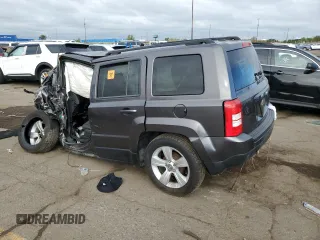 2017 Jeep Patriot Latitude with VIN 1C4NJPFB9HD184301, listed as a Copart auction lot 72726194 with Not Provided miles and Salvage Title. Bid and sale history available at DreamBid. Image 2.
