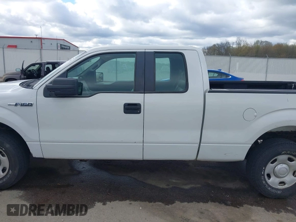 2009 Ford F-150 XL with VIN 1FTPX14V29FA78604, listed as a IAAI auction lot 41996930 with 250,408 mi miles and . Bid and sale history available at DreamBid. Image 14.