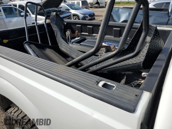 2011 Ford F-250 XL with VIN 1FT7X2BT8BEA48252, listed as a Copart auction lot 45029345 with 192,987 mi miles and Salvage Title. Bid and sale history available at DreamBid. Image 12.