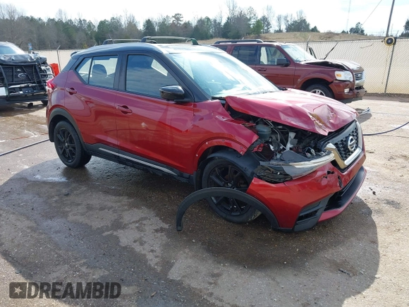 2019 Nissan Kicks SR with VIN 3N1CP5CUXKL500664, listed as a IAAI auction lot 41517100 with 244,247 mi miles. Bid and sale history available at carsss.com. Image 1.