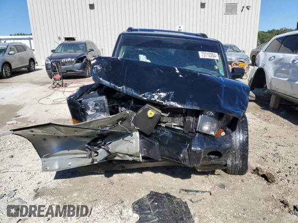 2008 Jeep Commander Sport with VIN 1J8HG48K88C114181, listed as a Copart auction lot 73712204 with 174,773 mi miles and Non Repairable. Bid and sale history available at carsss.com. Image 5.