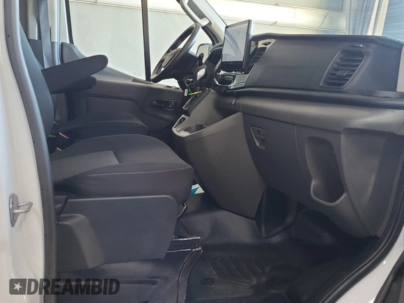 2023 Ford Transit Passenger XL с VIN 1FBAX9CG3PKC04601, выставлен на аукционе IAAI как лот 42667371 с пробегом 11 903 миль миль и . История ставок и продаж доступна на DreamBid. Изображение 18.