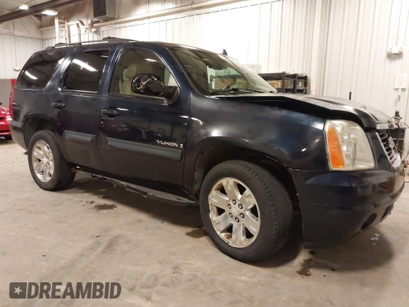 2007 GMC Yukon SLT z VIN 1GKFK130X7J115798, wystawiony jako IAAI lot #42039550 z przebiegiem 263 539 mil mil oraz . Historia ofert i sprzedaży dostępna na DreamBid. Obrazek 1.