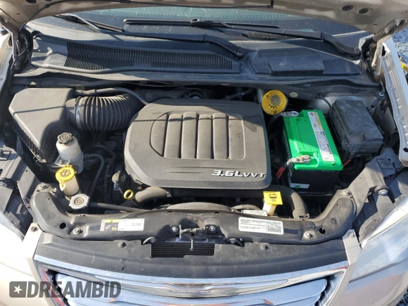 2015 Chrysler Town & Country Touring L with VIN 2C4RC1CGXFR522078, listed as a Copart auction lot 55393175 with 74,357 mi miles and Salvage Title. Bid and sale history available at DreamBid. Image 12.