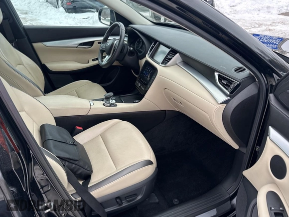 2019 Infiniti QX50 Pure z VIN 3PCAJ5M34KF145937, wystawiony jako Copart lot #43809265 z przebiegiem 67 139 mil mil oraz Czysty tytuł • Clean title. Historia ofert i sprzedaży dostępna na DreamBid. Obrazek 5.