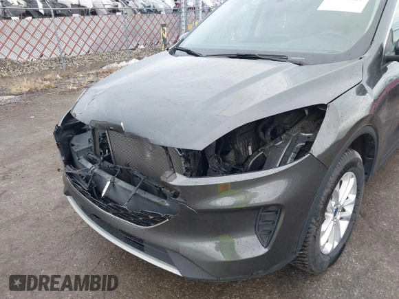 2020 Ford Escape SE with VIN 1FMCU9G61LUC34110, listed as a IAAI auction lot 41690067 with 46,471 mi miles. Bid and sale history available at carsss.com. Image 6.