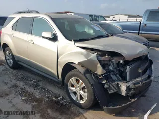 2013 Chevrolet Equinox LT with VIN 2GNALPEK4D1268047, listed as a IAAI auction lot 42072764 with 83,282 mi miles. Bid and sale history available at carsss.com. Image 1.