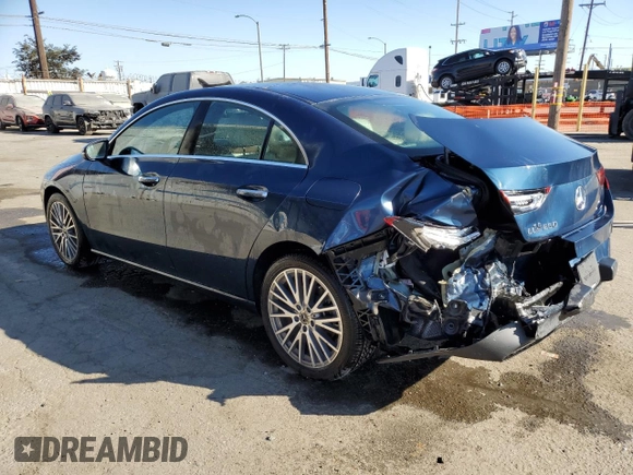 2022 Mercedes-Benz CLA 250 z VIN W1K5J4GB4NN251525, wystawiony jako Copart lot #74494414 z przebiegiem 45 792 mil mil oraz Szkoda całkowita • Salvage title. Historia ofert i sprzedaży dostępna na DreamBid. Obrazek 2.