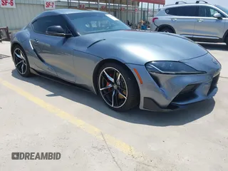2020 Toyota Supra 3.0 with VIN WZ1DB4C02LW024933, listed as a IAAI auction lot 42311292 with 41,701 mi miles and . Bid and sale history available at DreamBid. Image 1.