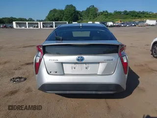 2017 Toyota Prius Two with VIN JTDKBRFU9H3546985, listed as a IAAI auction lot 42599555 with 253,650 mi miles and . Bid and sale history available at DreamBid. Image 17.