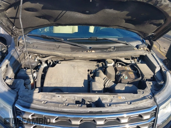 2017 Ford Explorer z VIN 1FM5K7B88HGD05787, wystawiony jako IAAI lot #40861587 z przebiegiem 103 715 mil mil oraz . Historia ofert i sprzedaży dostępna na DreamBid. Obrazek 10.