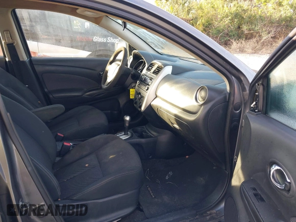 2016 Nissan Versa S Plus with VIN 3N1CN7AP1GL882220, listed as a IAAI auction lot 41432001 with 105,020 mi miles. Bid and sale history available at carsss.com. Image 5.
