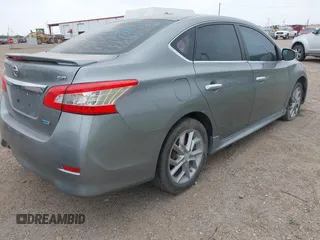2013 Nissan Sentra SR z VIN 3N1AB7AP9DL657183, wystawiony jako IAAI lot #42283357 z przebiegiem 109 077 mil mil oraz . Historia ofert i sprzedaży dostępna na DreamBid. Obrazek 4.