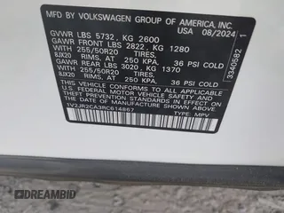 2024 Volkswagen Atlas SE with VIN 1V2JR2CA3RC614867, listed as a IAAI auction lot 42213818 with 6,832 mi miles and . Bid and sale history available at DreamBid. Image 9.
