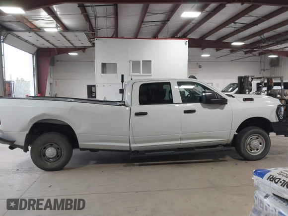 2023 Ram 2500 Tradesman with VIN 3C6UR5HJ1PG606549, listed as a IAAI auction lot 40241030 with 36,958 mi miles. Bid and sale history available at carsss.com. Image 13.