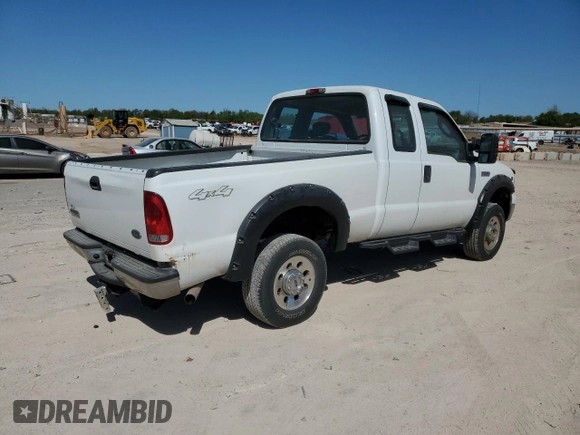 2005 Ford F-250 XL with VIN 1FTSX21Y15EC59370, listed as a Copart auction lot 52620765 with 124,584 mi miles and Salvage Title. Bid and sale history available at DreamBid. Image 3.