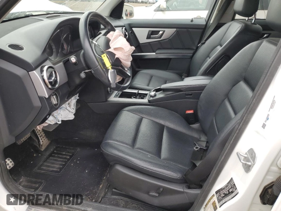 2013 Mercedes-Benz GLK 350 z VIN WDCGG8JB0DG005635, wystawiony jako Copart lot #50032195 z przebiegiem 119 986 mil mil oraz Szkoda całkowita • Salvage title. Historia ofert i sprzedaży dostępna na DreamBid. Obrazek 7.