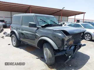 2023 Ford Bronco z VIN 1FMDE5AH4PLA92321, wystawiony jako IAAI lot #42278824 z przebiegiem 11 567 mil mil oraz . Historia ofert i sprzedaży dostępna na DreamBid. Obrazek 1.