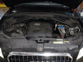 2017 Audi Q5 Premium with VIN WA1C2AFP0HA089098, listed as a IAAI auction lot 41256921 with 71,777 mi miles. Bid and sale history available at carsss.com. Image 10.
