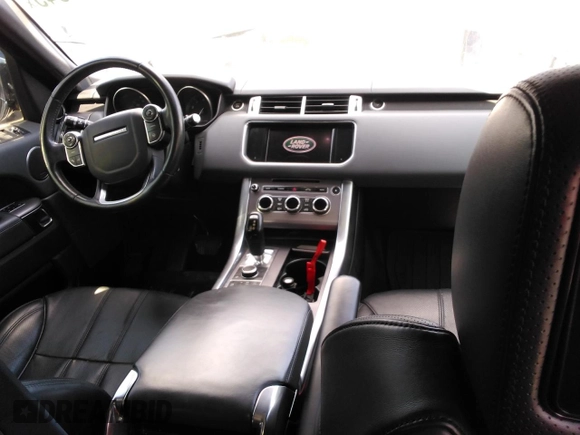 2014 Land Rover Range Rover Sport HSE z VIN SALWR2WF9EA324422, wystawiony jako Copart lot #58230845 z przebiegiem 100 256 mil mil oraz Czysty tytuł • Clean title. Historia ofert i sprzedaży dostępna na DreamBid. Obrazek 8.
