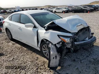 2017 Nissan Altima S with VIN 1N4AL3AP2HN355880, listed as a Copart auction lot 58846325 with 103,974 mi miles and Salvage title. Bid and sale history available at DreamBid. Image 4.