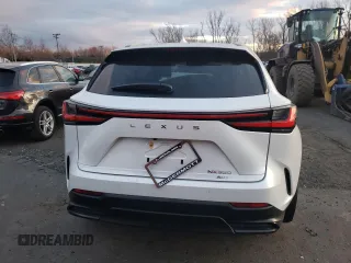 2024 Lexus NX 350 Luxury с VIN 2T2HGCEZ0RC052380, выставлен на аукционе Copart как лот 81920044 с пробегом 4 290 миль миль и Списание • Salvage title. История ставок и продаж доступна на DreamBid. Изображение 6.