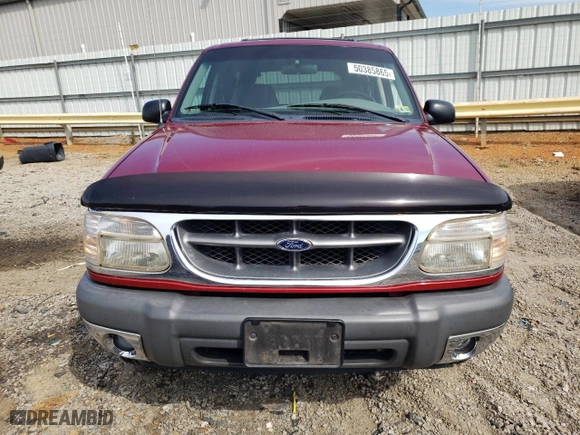 2000 Ford Explorer XLT with VIN 1FMZU73E9YZC08330, listed as a Copart auction lot 50385865 with 157,065 mi miles and Salvage Title. Bid and sale history available at carsss.com. Image 5.