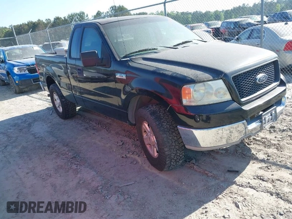 2004 Ford F-150 XL with VIN 1FTRF12W24NC35442, listed as a IAAI auction lot 41988185 with 189,050 mi miles. Bid and sale history available at carsss.com. Image 1.