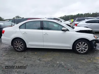 2013 Volkswagen Jetta SE with VIN 3VWDX7AJ2DM384537, listed as a IAAI auction lot 41548219 with 86,172 mi miles and . Bid and sale history available at DreamBid. Image 13.
