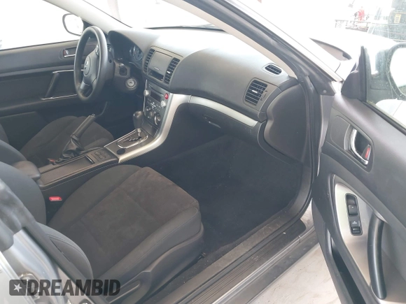 2008 Subaru Outback i z VIN 4S4BP61C887307253, wystawiony jako IAAI lot #42233533 z przebiegiem 116 651 mil mil oraz . Historia ofert i sprzedaży dostępna na DreamBid. Obrazek 5.