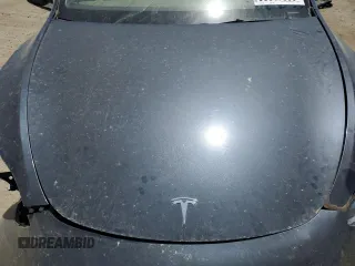 2024 Tesla Model Y z VIN 7SAYGDED6RF204899, wystawiony jako Copart lot #65517855 z przebiegiem Nie podano mil oraz Czysty tytuł • Clean title. Historia ofert i sprzedaży dostępna na DreamBid. Obrazek 11.