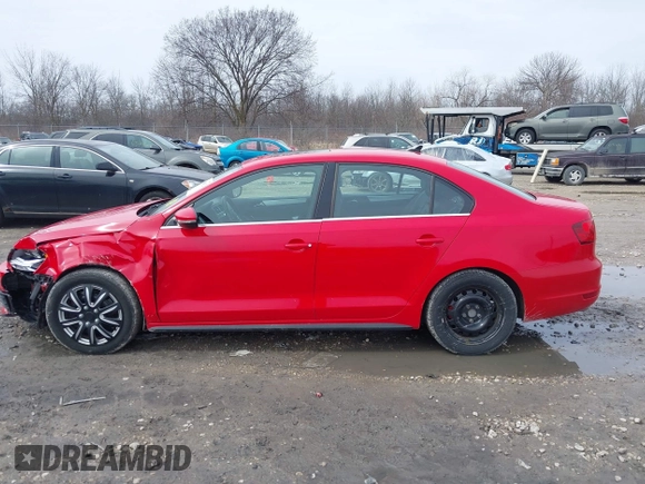 2012 Volkswagen Jetta GLI Autobahn with VIN 3VW5A7AJ4CM096264, listed as a IAAI auction lot 41948932 with 144,804 mi miles and . Bid and sale history available at DreamBid. Image 14.