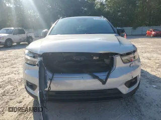2022 Volvo XC40 Twin Plus z VIN YV4ED3UR3N2640345, wystawiony jako Copart lot #74648914 z przebiegiem 11 863 mil mil oraz Szkoda całkowita • Salvage title. Historia ofert i sprzedaży dostępna na DreamBid. Obrazek 5.